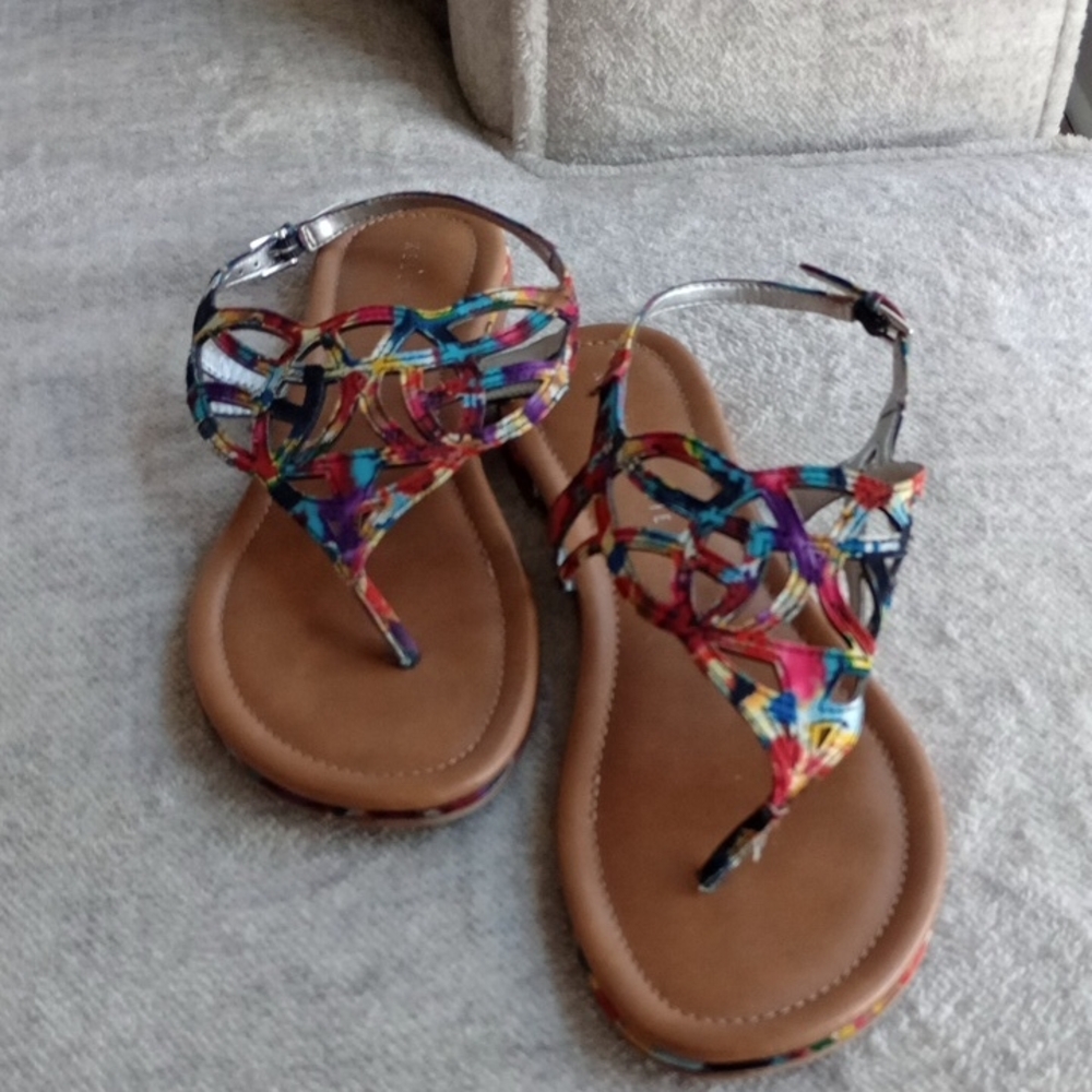 A) Kelly & Katie Vibrant Multicolor Sandals - Picture 1 of 8